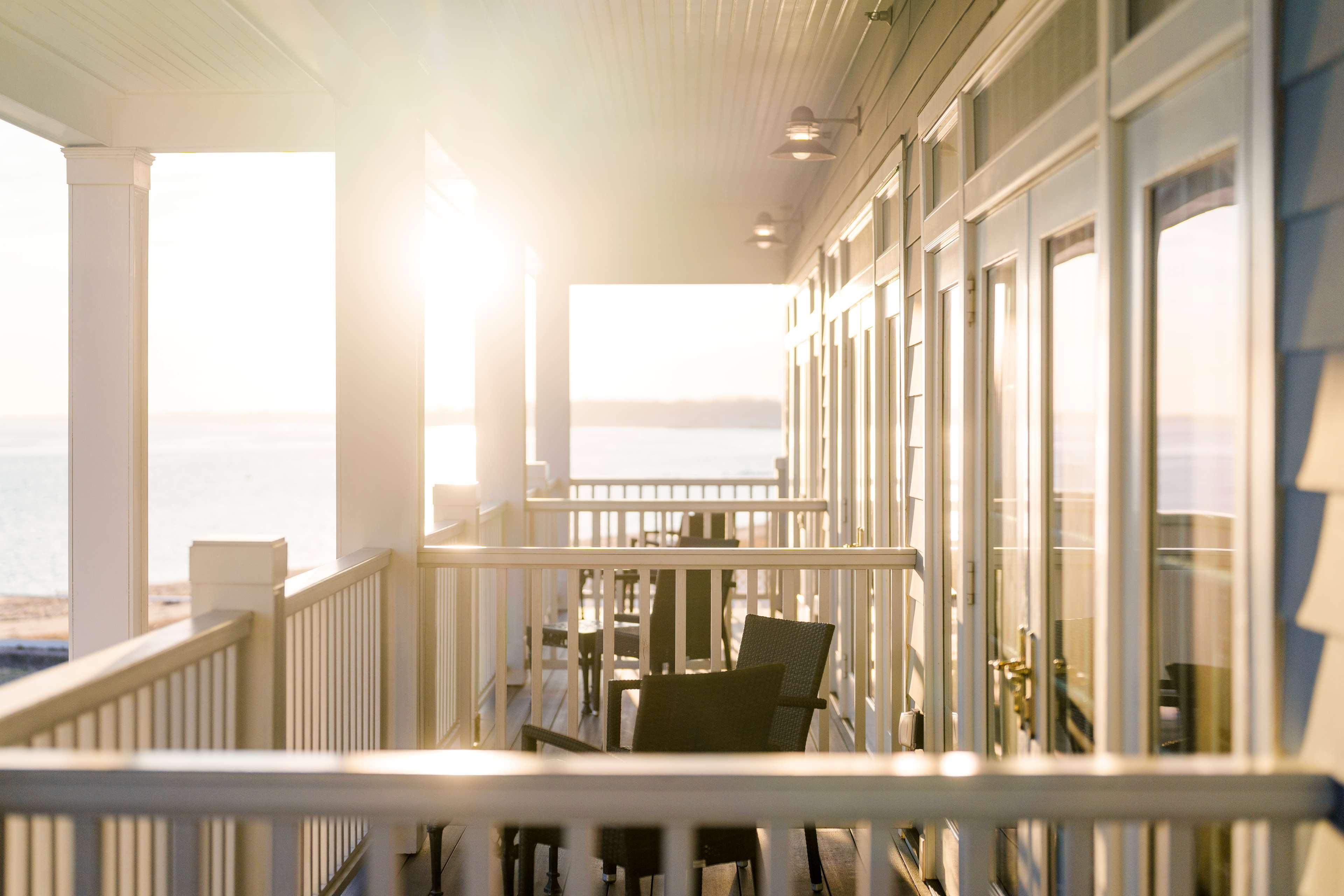 Madison Beach Hotel, Curio Collection By Hilton Ngoại thất bức ảnh