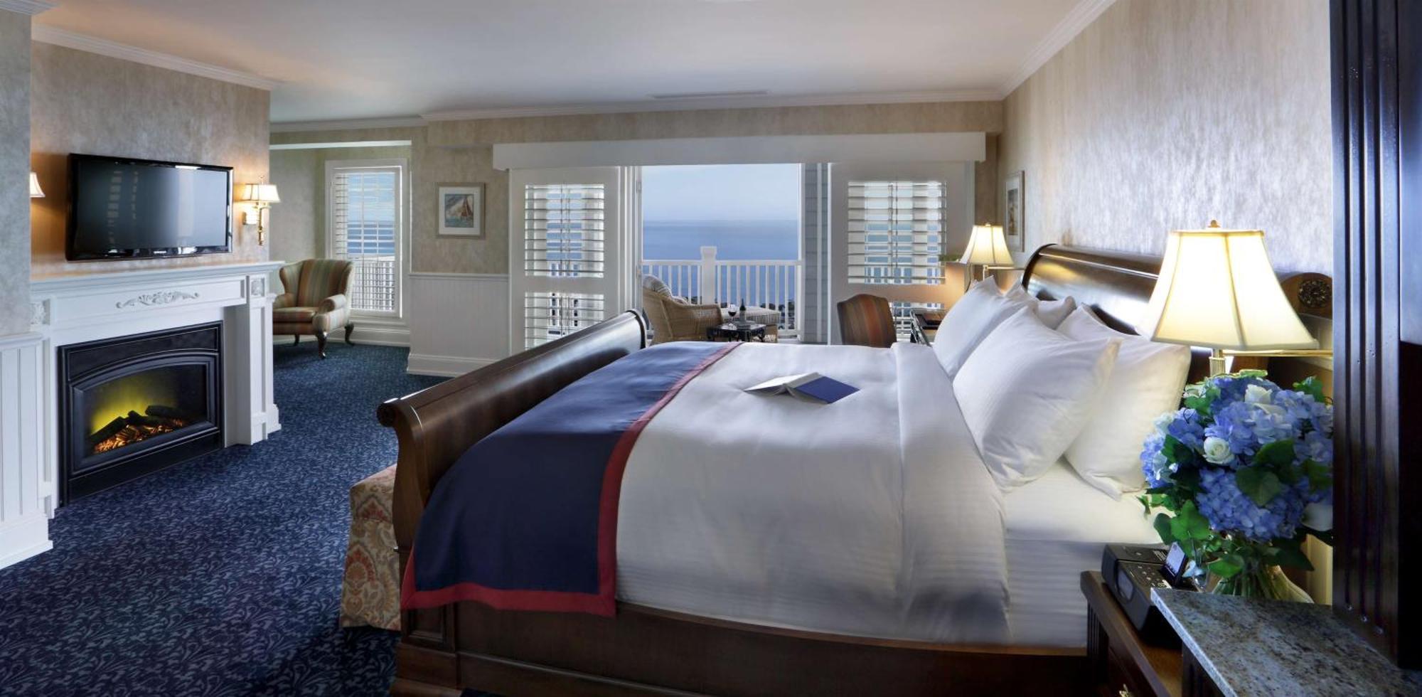 Madison Beach Hotel, Curio Collection By Hilton Ngoại thất bức ảnh