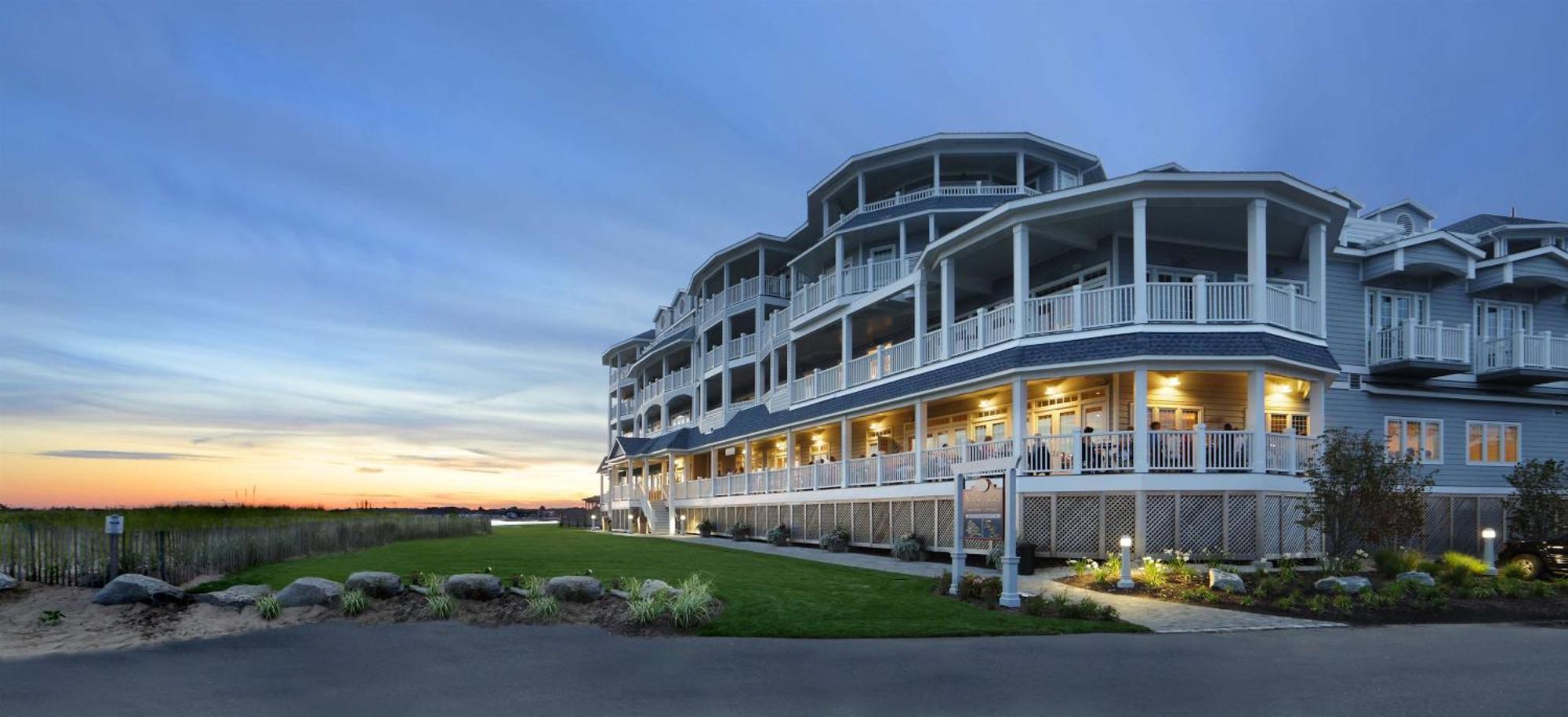 Madison Beach Hotel, Curio Collection By Hilton Ngoại thất bức ảnh